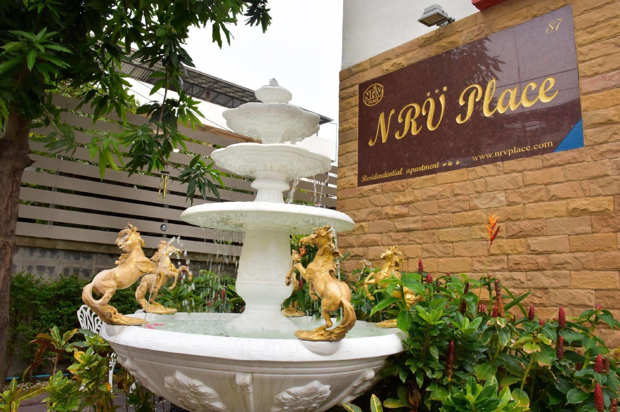 Nrv Place Apart Hotel Бангкок Экстерьер фото