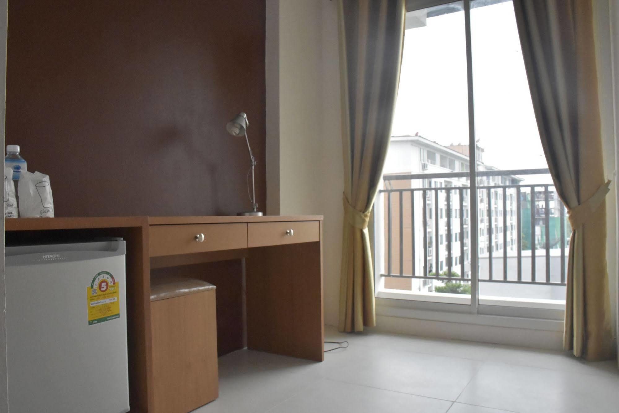 Nrv Place Apart Hotel Бангкок Экстерьер фото